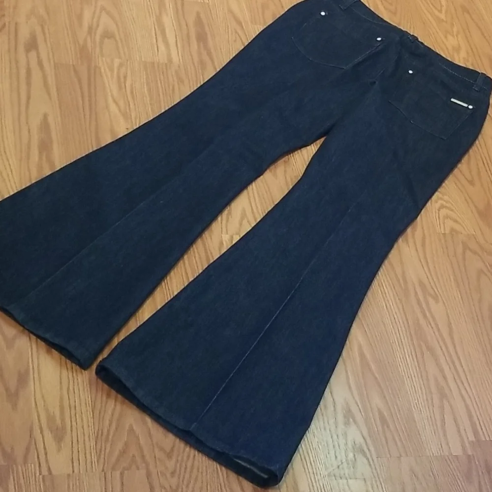 Michael kors bell bottom Jean's 6‎